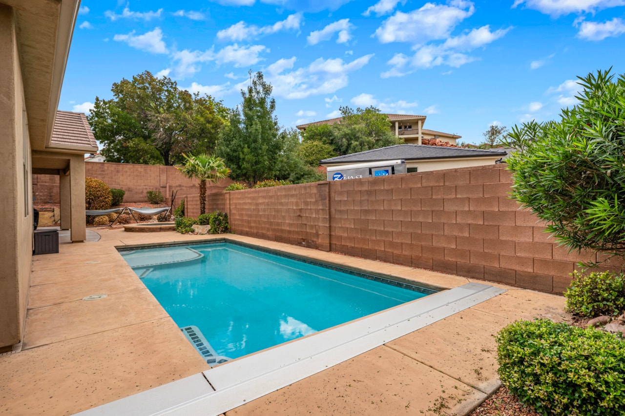 41 S Chalon CIR St George, UT 84770 home for sale, MLS#25-265306 - Erika Rogers Photo 36