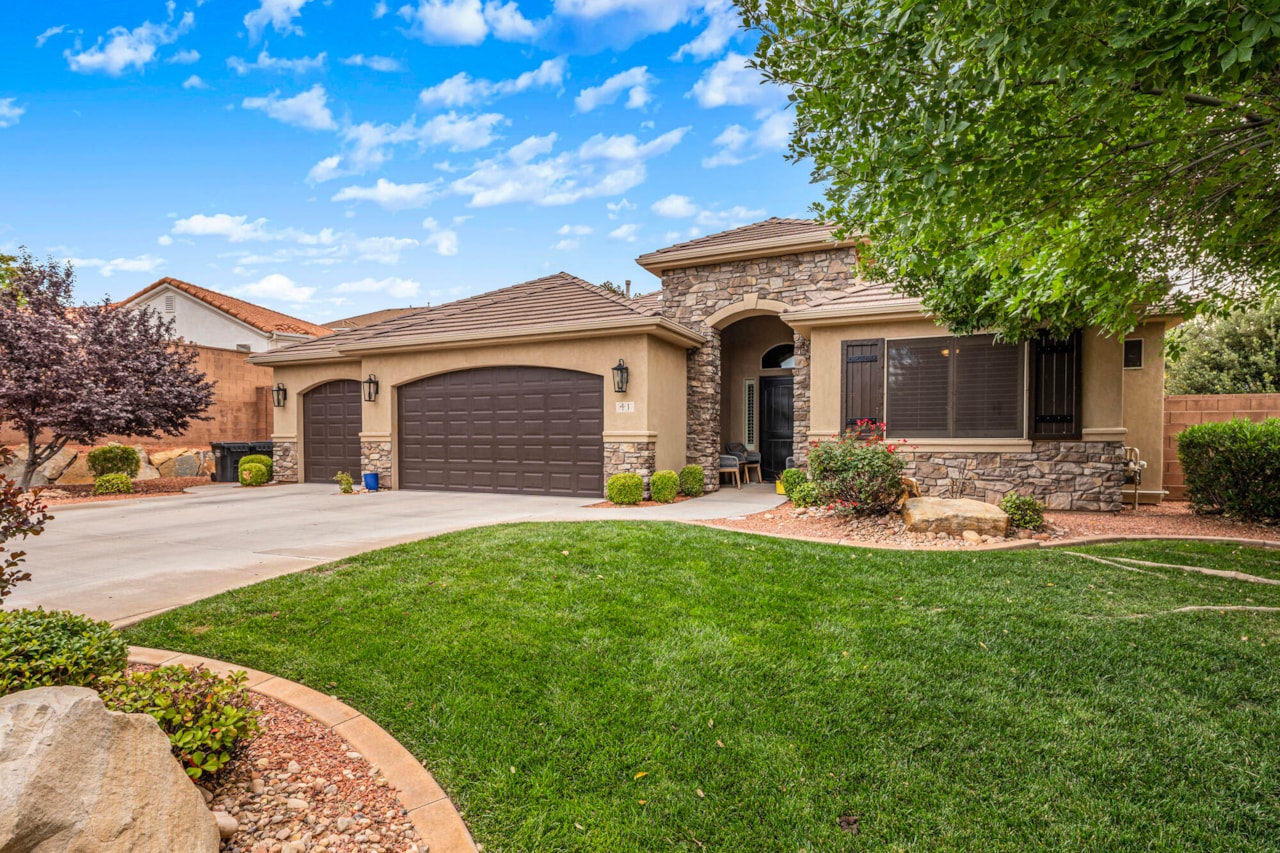 41 S Chalon CIR St George, UT 84770 home for sale, MLS#25-265306 - Erika Rogers Photo 41