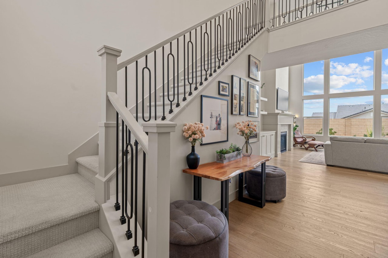 702 Juniper Hill DR St George, UT 84790 home for sale, MLS#25-265366 - Erika Rogers Photo 7