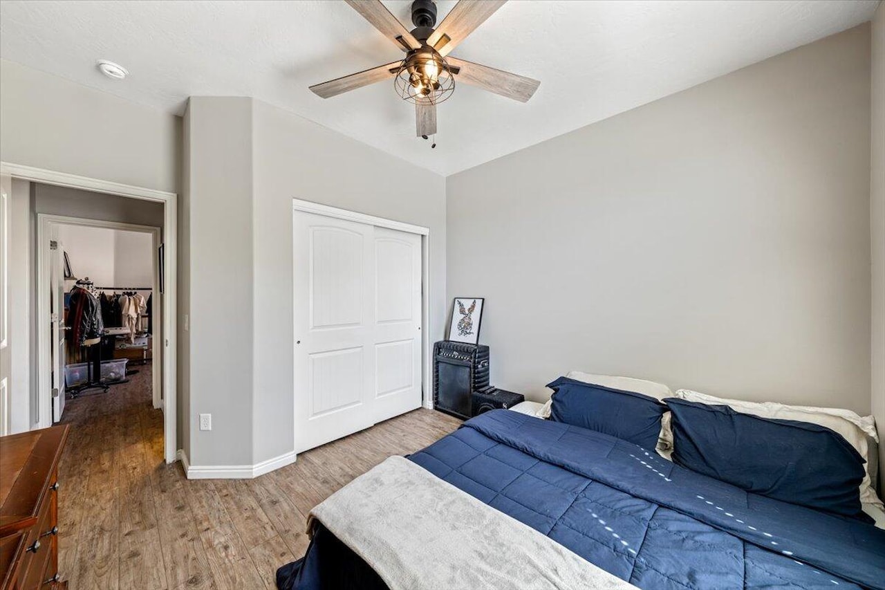 2445 E White Horse DR Washington, UT 84780 home for sale, MLS#25-265374 - Erika Rogers Photo 10