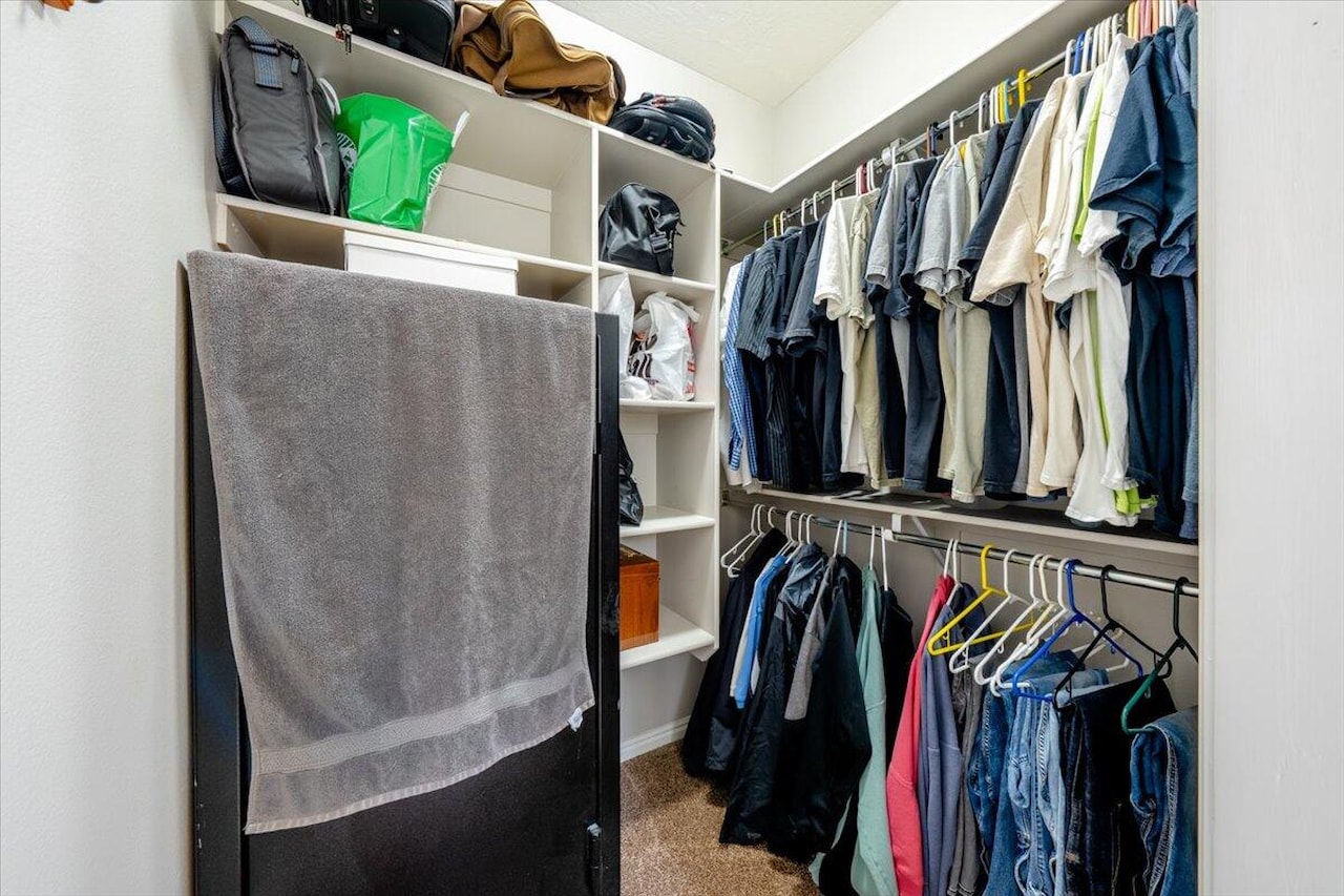 2445 E White Horse DR Washington, UT 84780 home for sale, MLS#25-265374 - Erika Rogers Photo 34