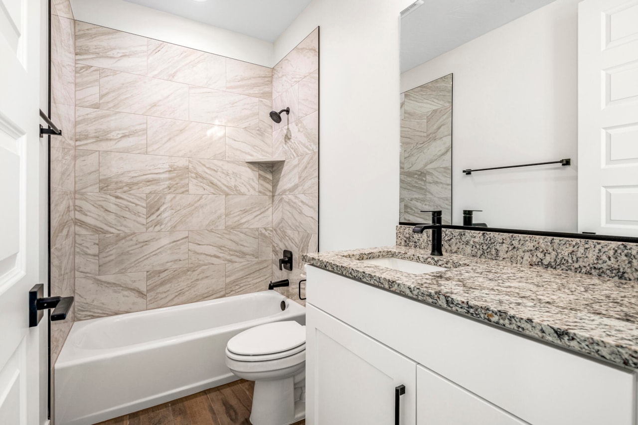 2159 E Sand River LN Washington, UT 84780 home for sale, MLS#25-258157 - Erika Rogers Photo 19