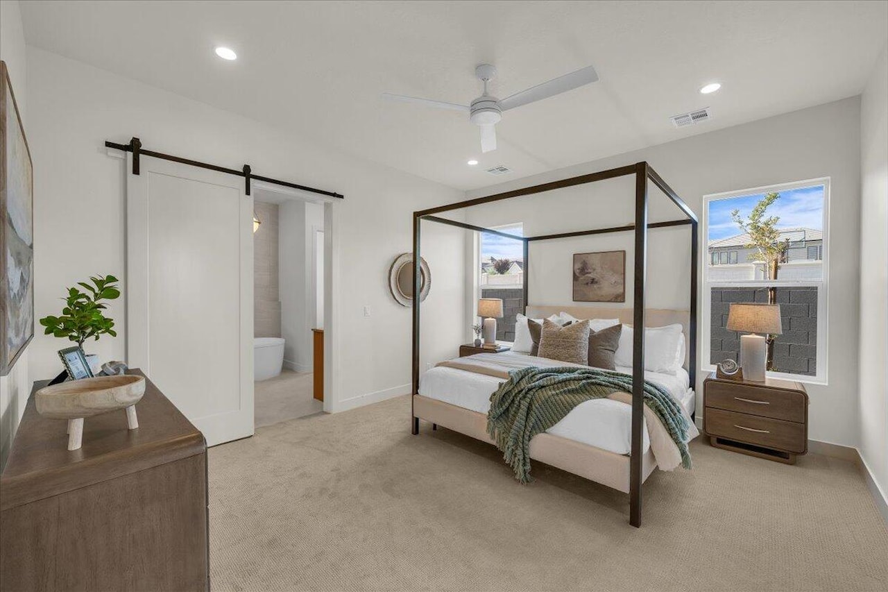 2738 Stonedale DR St George, UT 84790 home for sale, MLS#25-262942 - Erika Rogers Photo 16