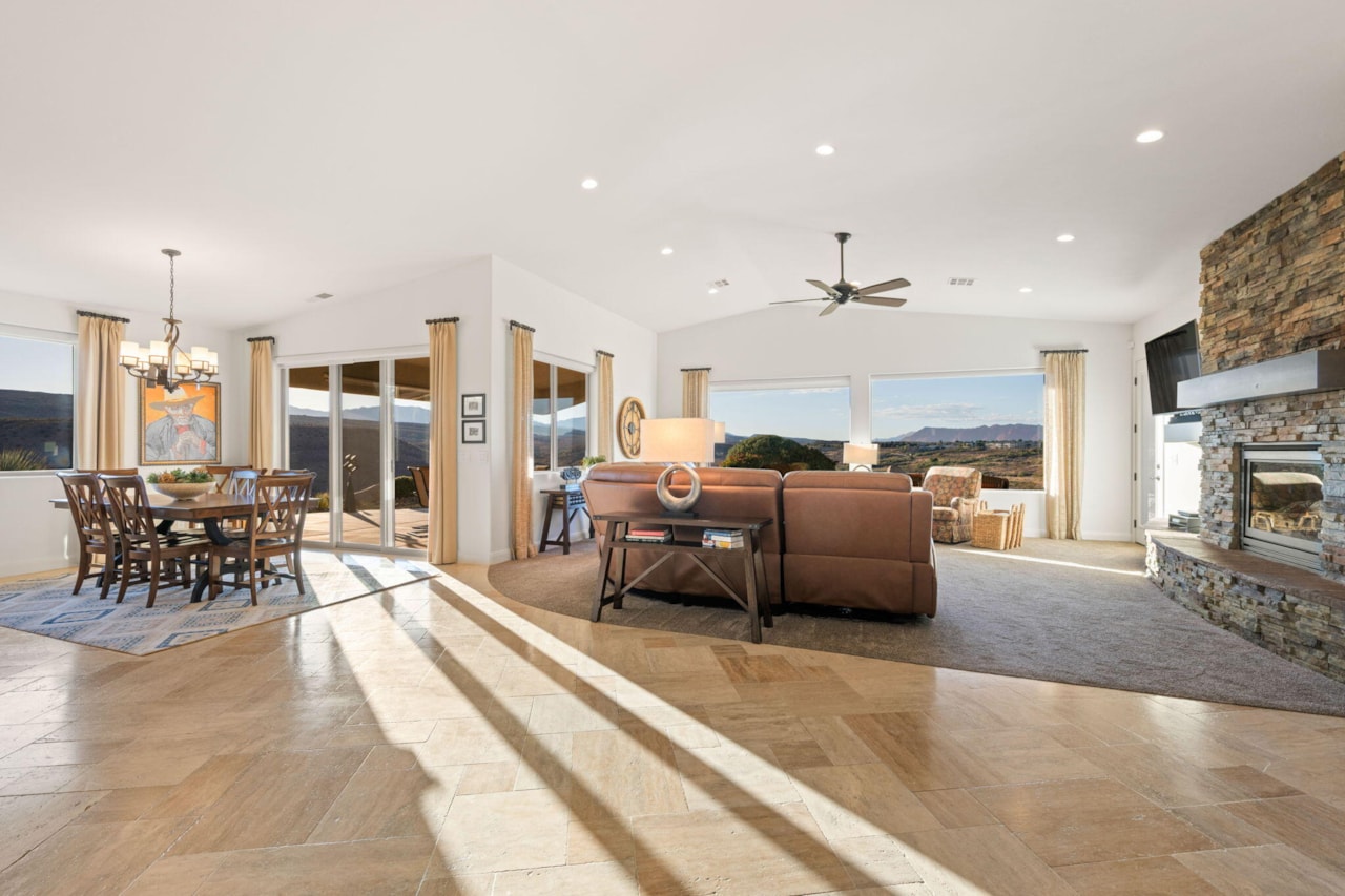 1696 S 1380  W St George, UT 84770 home for sale, MLS#25-265393 - Erika Rogers Photo 8