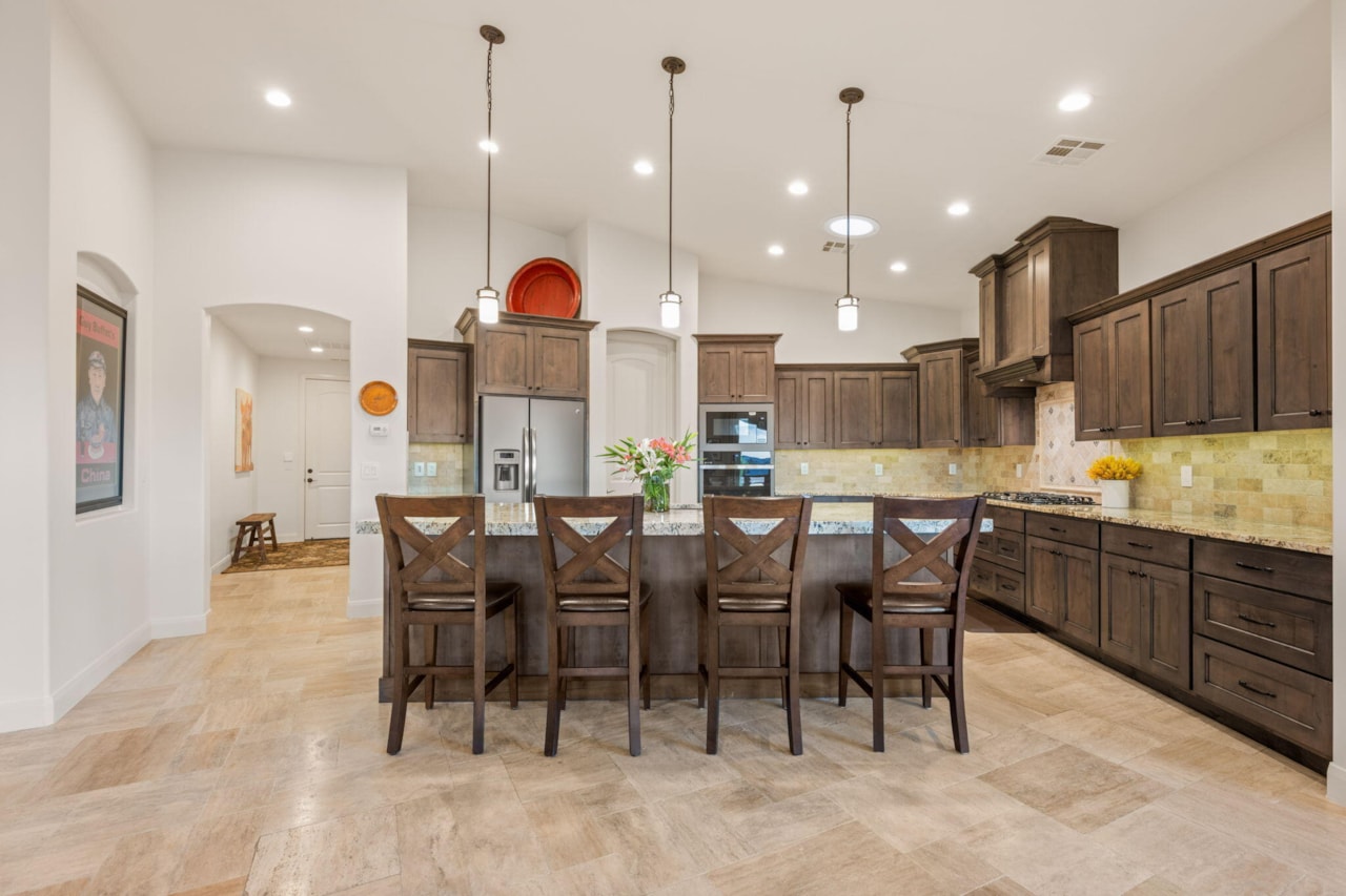 1696 S 1380  W St George, UT 84770 home for sale, MLS#25-265393 - Erika Rogers Photo 12