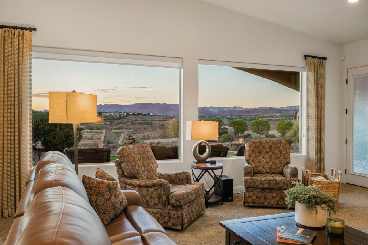 1696 S 1380  W St George, UT 84770 home for sale, MLS#25-265393 - Erika Rogers Photo 17