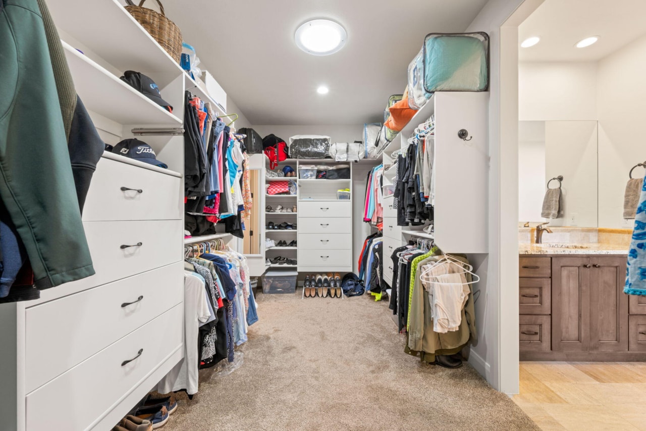 1696 S 1380  W St George, UT 84770 home for sale, MLS#25-265393 - Erika Rogers Photo 29