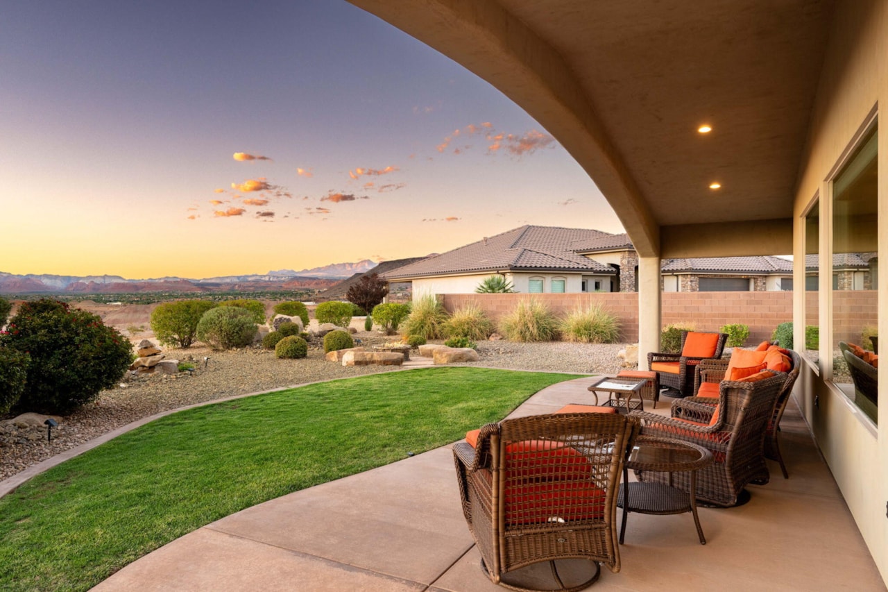 1696 S 1380  W St George, UT 84770 home for sale, MLS#25-265393 - Erika Rogers Photo 44