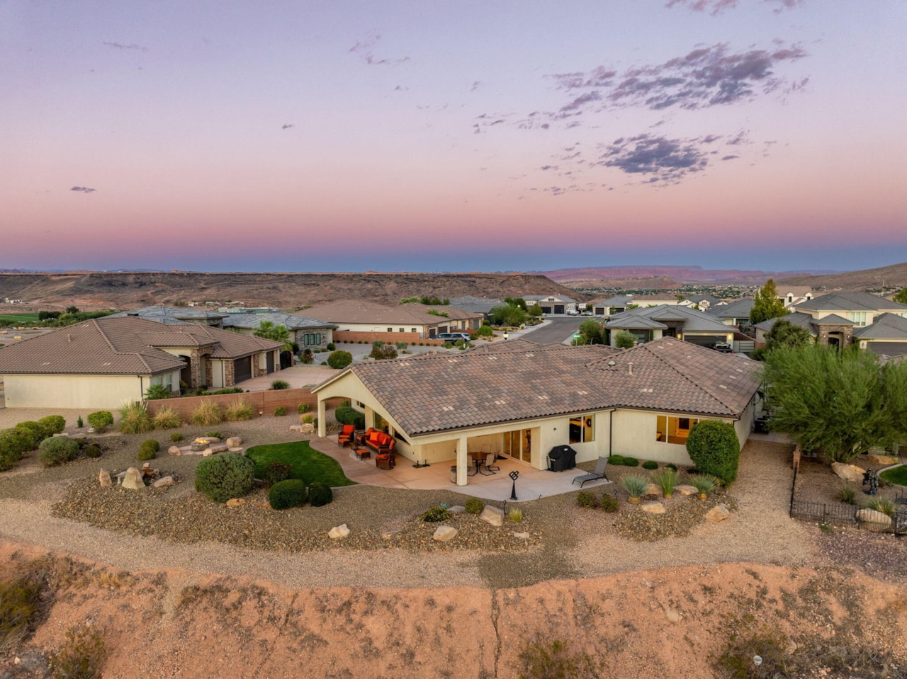 1696 S 1380  W St George, UT 84770 home for sale, MLS#25-265393 - Erika Rogers Photo 52