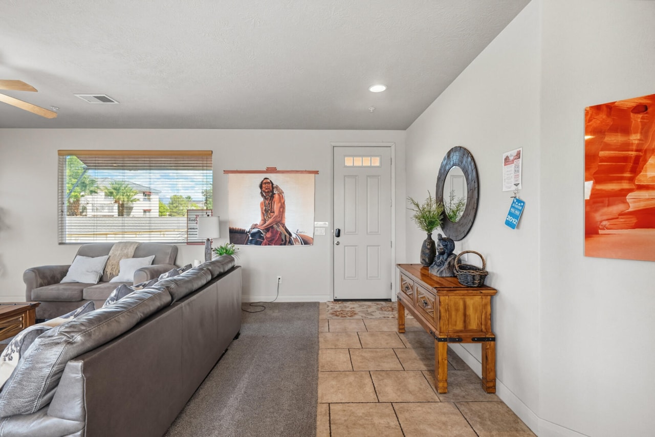 1845 W Canyon View #2012 St George, UT 84770 condo for sale, MLS#25-265446 - Erika Rogers Photo 11