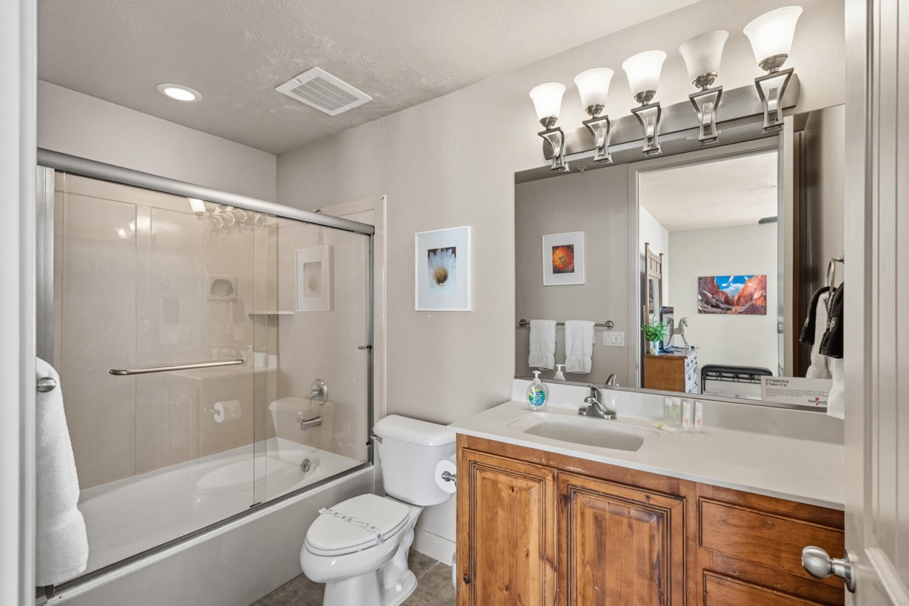 1845 W Canyon View #2012 St George, UT 84770 condo for sale, MLS#25-265446 - Erika Rogers Photo 20