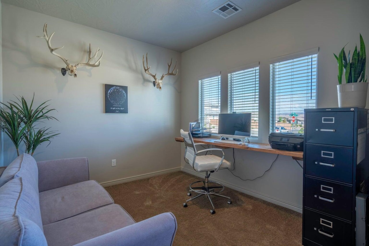 3224 Sugar Maple DR St George, UT 84790 home for sale, MLS#25-265498 - Erika Rogers Photo 6