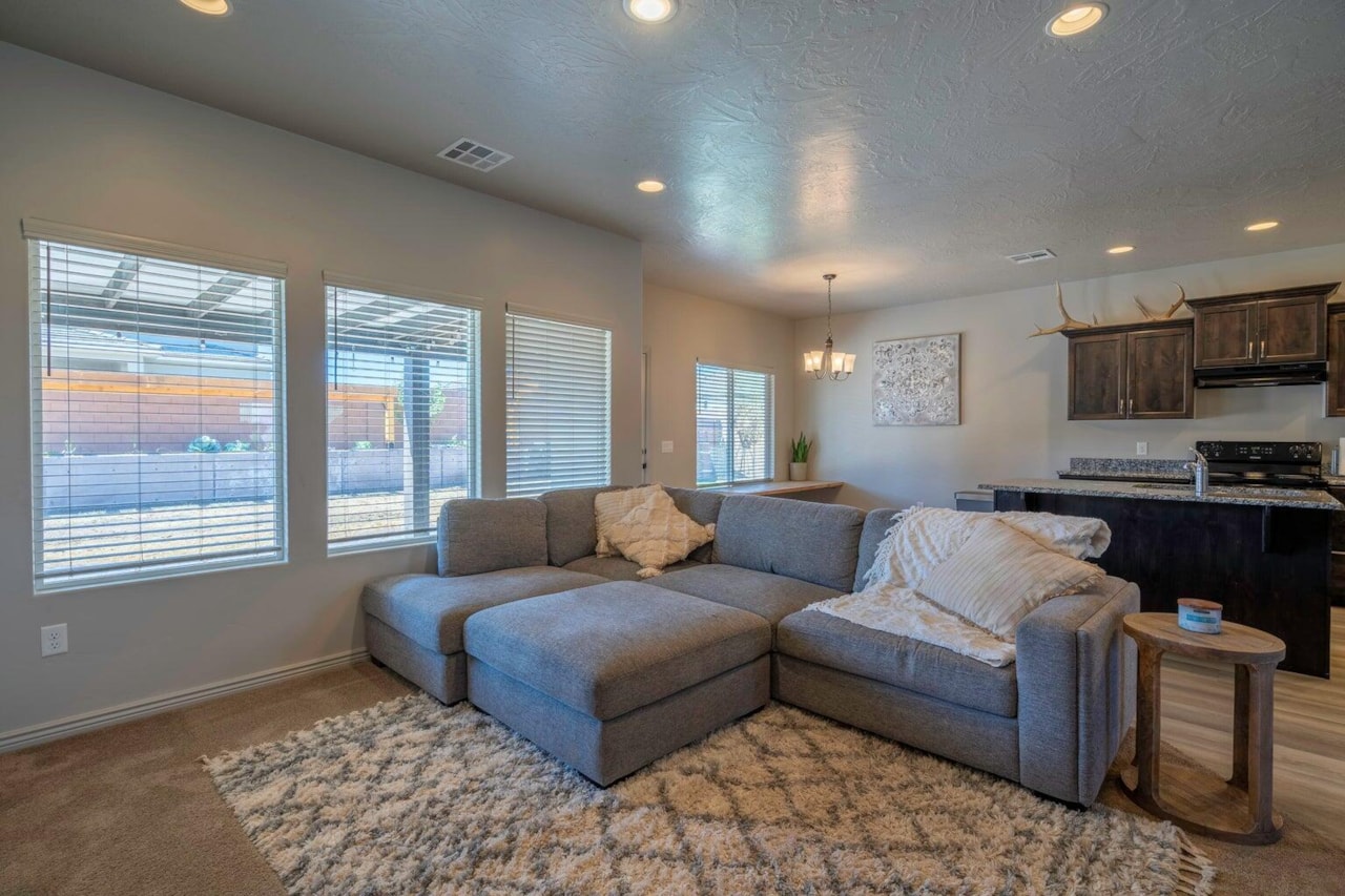 3224 Sugar Maple DR St George, UT 84790 home for sale, MLS#25-265498 - Erika Rogers Photo 13