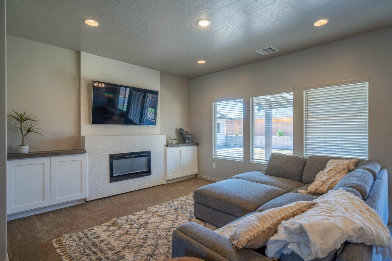 3224 Sugar Maple DR St George, UT 84790 home for sale, MLS#25-265498 - Erika Rogers Photo 15