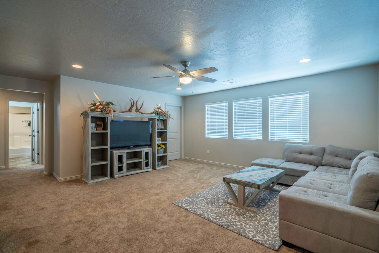 3224 Sugar Maple DR St George, UT 84790 home for sale, MLS#25-265498 - Erika Rogers Photo 20