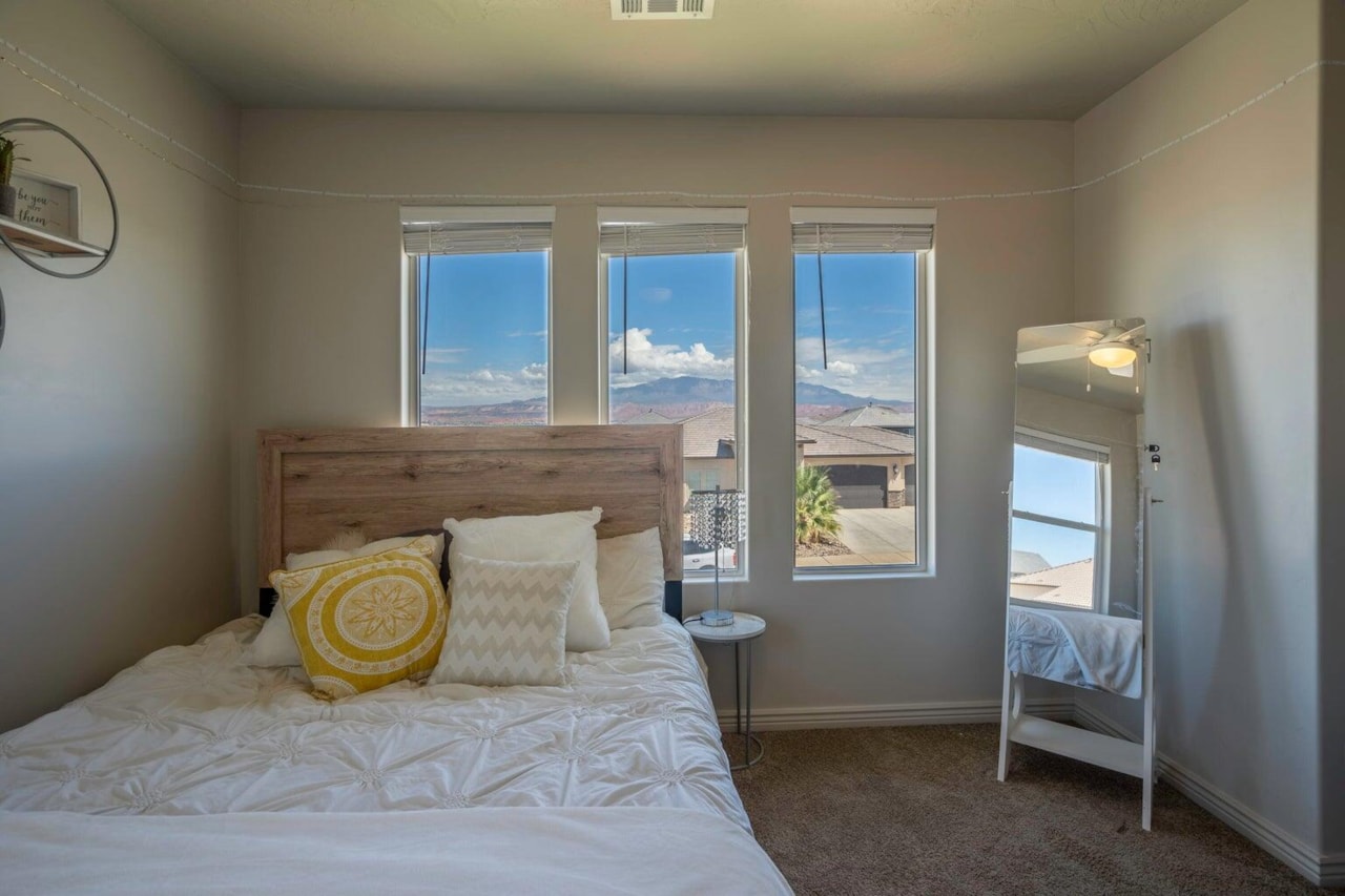 3224 Sugar Maple DR St George, UT 84790 home for sale, MLS#25-265498 - Erika Rogers Photo 21