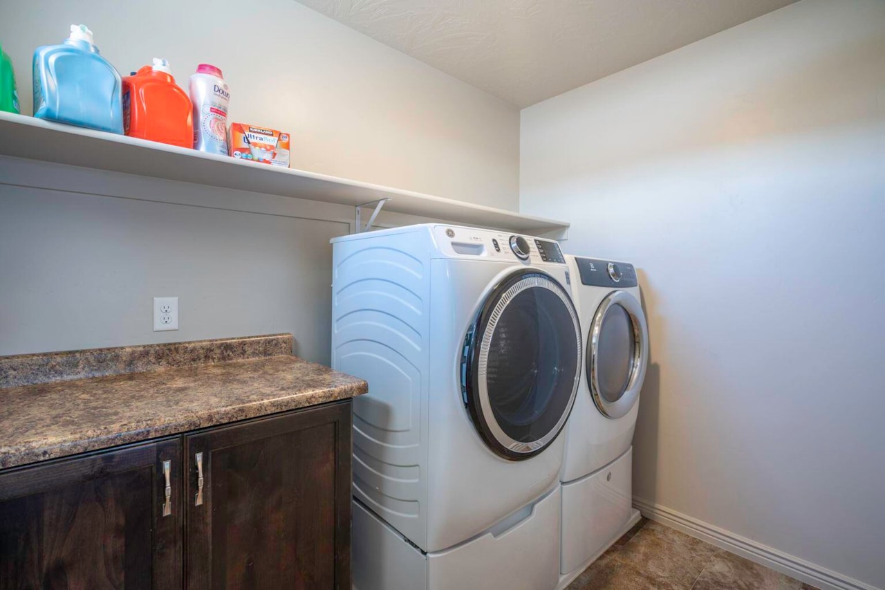 3224 Sugar Maple DR St George, UT 84790 home for sale, MLS#25-265498 - Erika Rogers Photo 29