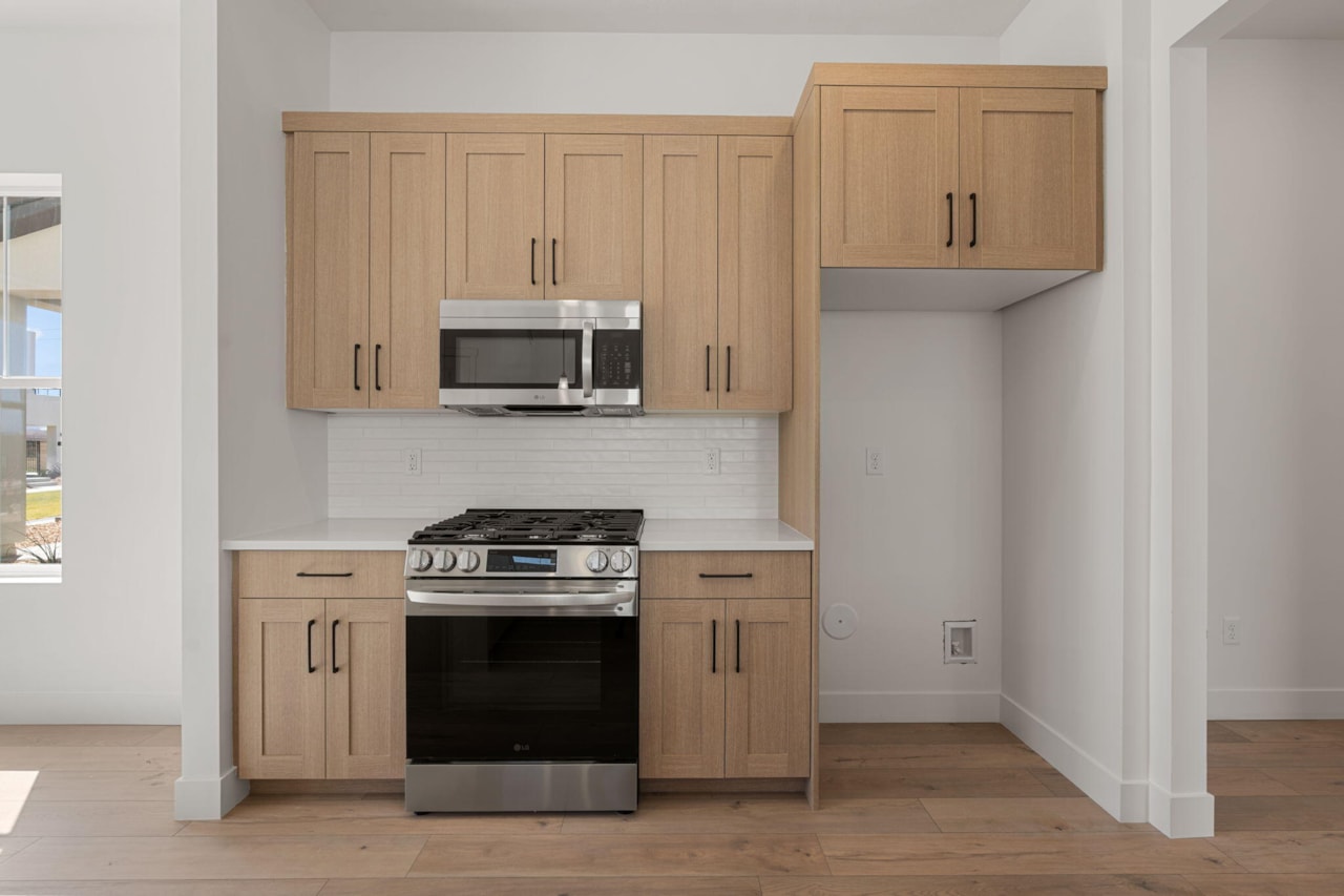 6303 S Tumblestone Cove St George, UT 84790 home for sale, MLS#25-265462 - Erika Rogers Photo 11