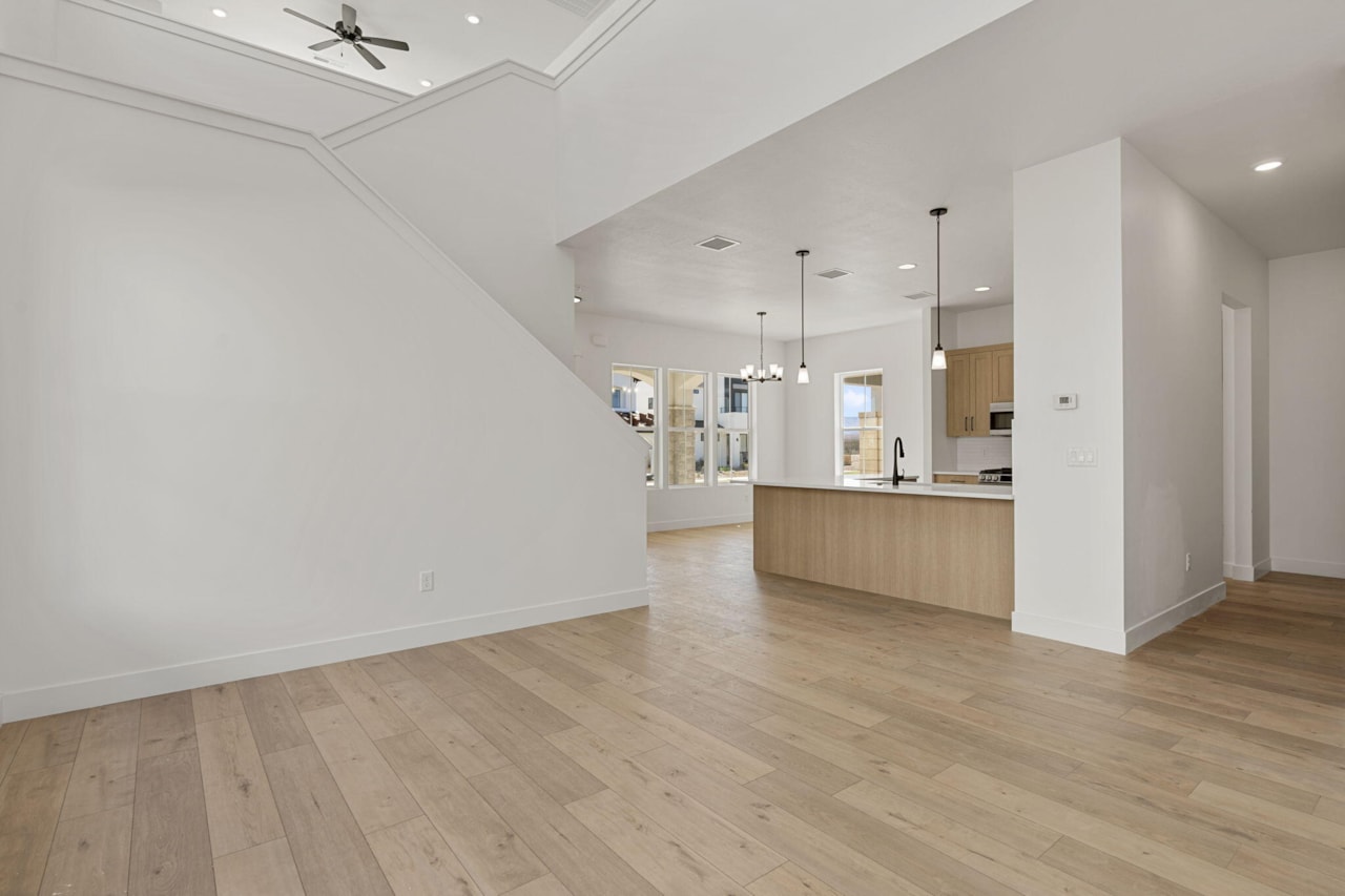 6303 S Tumblestone Cove St George, UT 84790 home for sale, MLS#25-265462 - Erika Rogers Photo 17