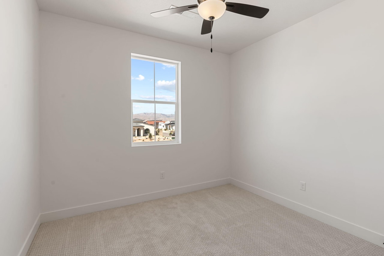 6303 S Tumblestone Cove St George, UT 84790 home for sale, MLS#25-265462 - Erika Rogers Photo 35