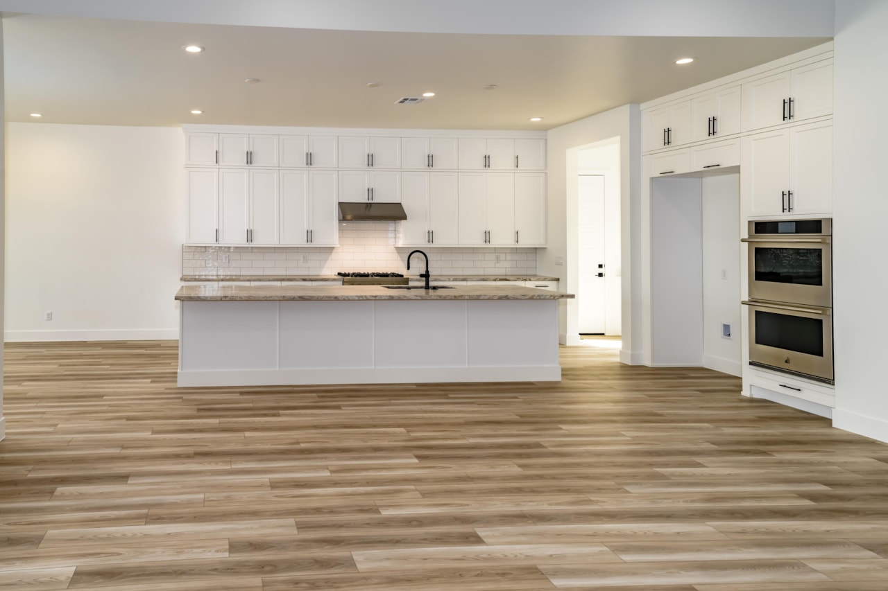 6098 Pinyon DR St George, UT 84790 home for sale, MLS#25-264122 - Erika Rogers Photo 11