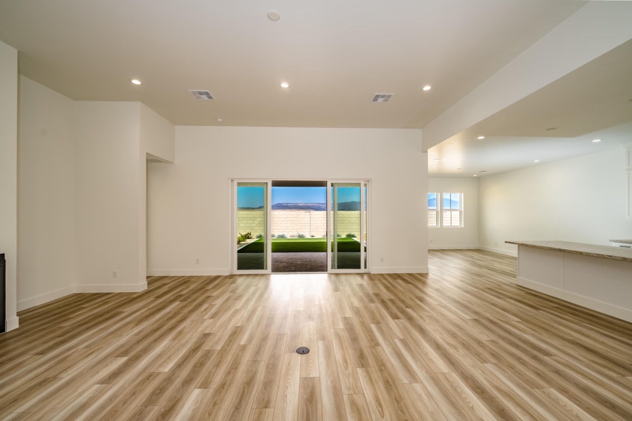 6098 Pinyon DR St George, UT 84790 home for sale, MLS#25-264122 - Erika Rogers Photo 20