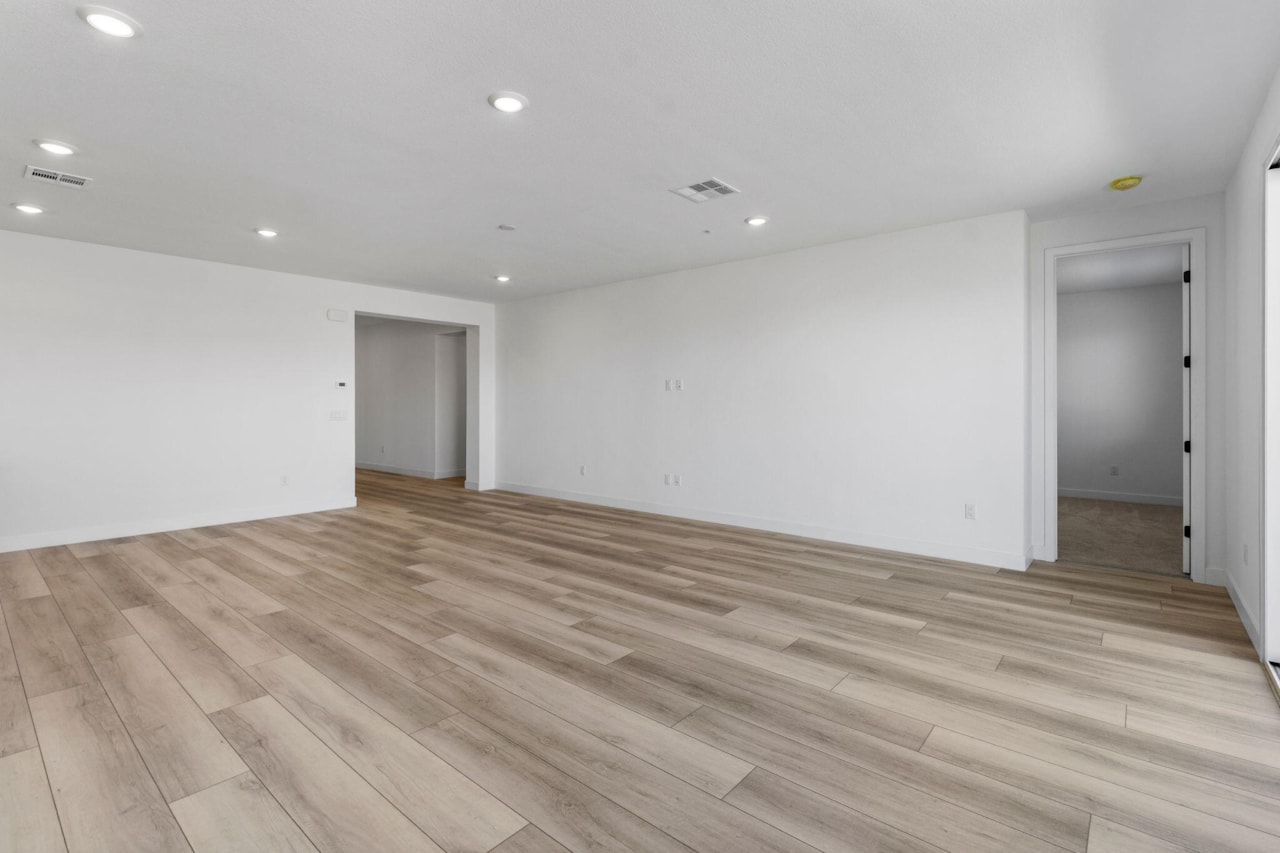 578 S Cecita Way Way St George, UT 84770 home for sale, MLS#25-262929 - Erika Rogers Photo 14