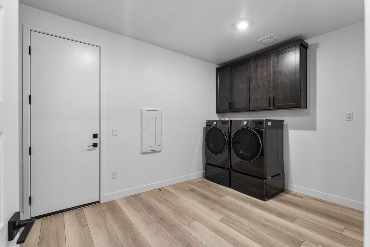 578 S Cecita Way Way St George, UT 84770 home for sale, MLS#25-262929 - Erika Rogers Photo 22