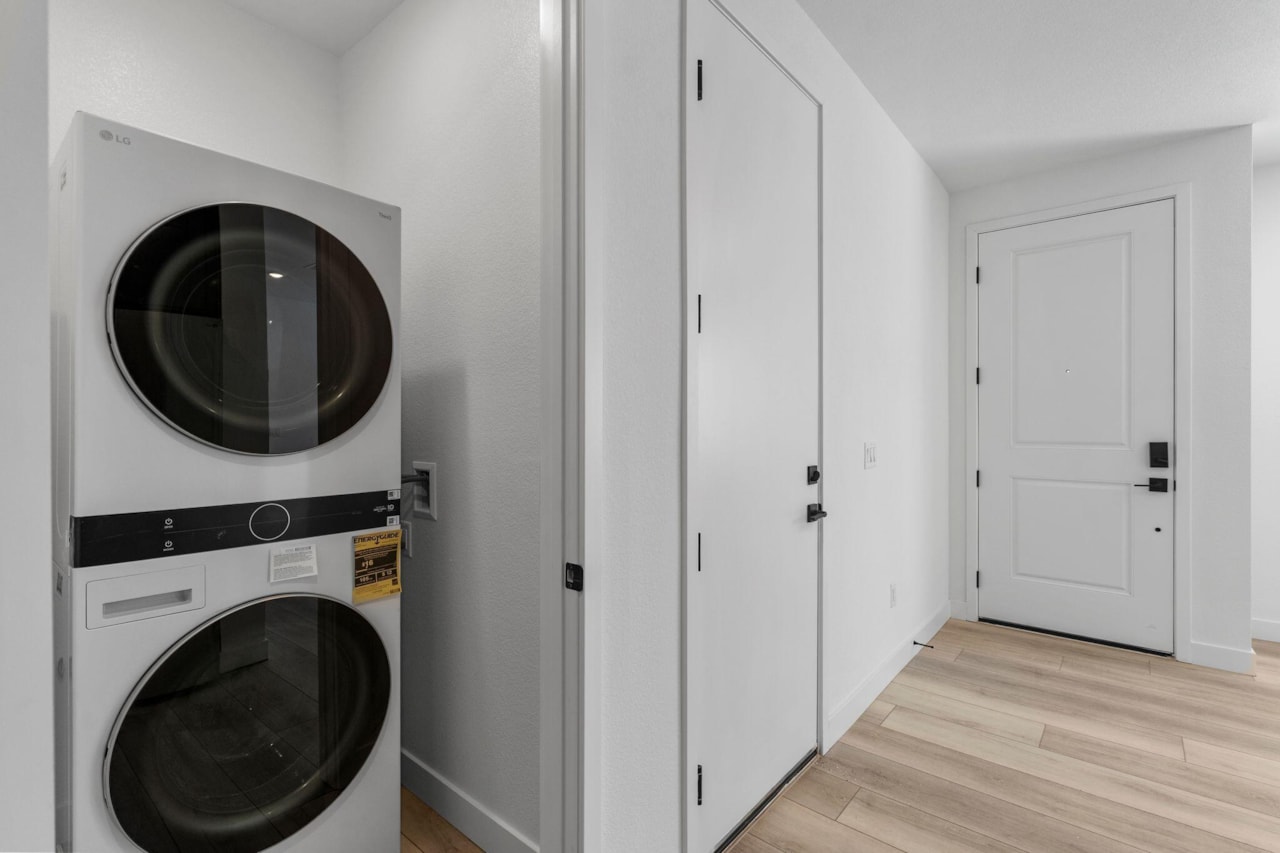 578 S Cecita Way Way St George, UT 84770 home for sale, MLS#25-262929 - Erika Rogers Photo 25