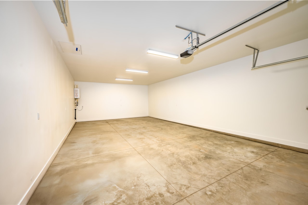 6098 Pinyon DR St George, UT 84790 home for sale, MLS#25-264122 - Erika Rogers Photo 39