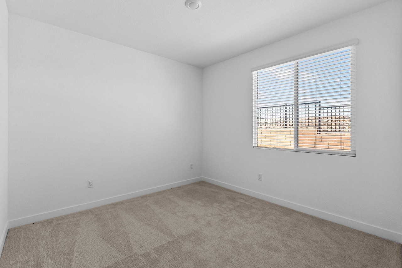 590 S Cecita Way Way St George, UT 84770 home for sale, MLS#25-260852 - Erika Rogers Photo 18