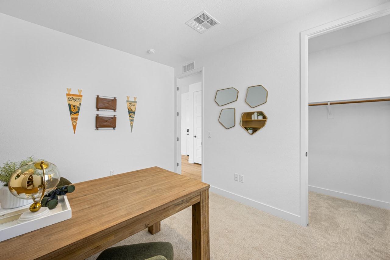 590 S Cecita Way Way St George, UT 84770 home for sale, MLS#25-260852 - Erika Rogers Photo 45