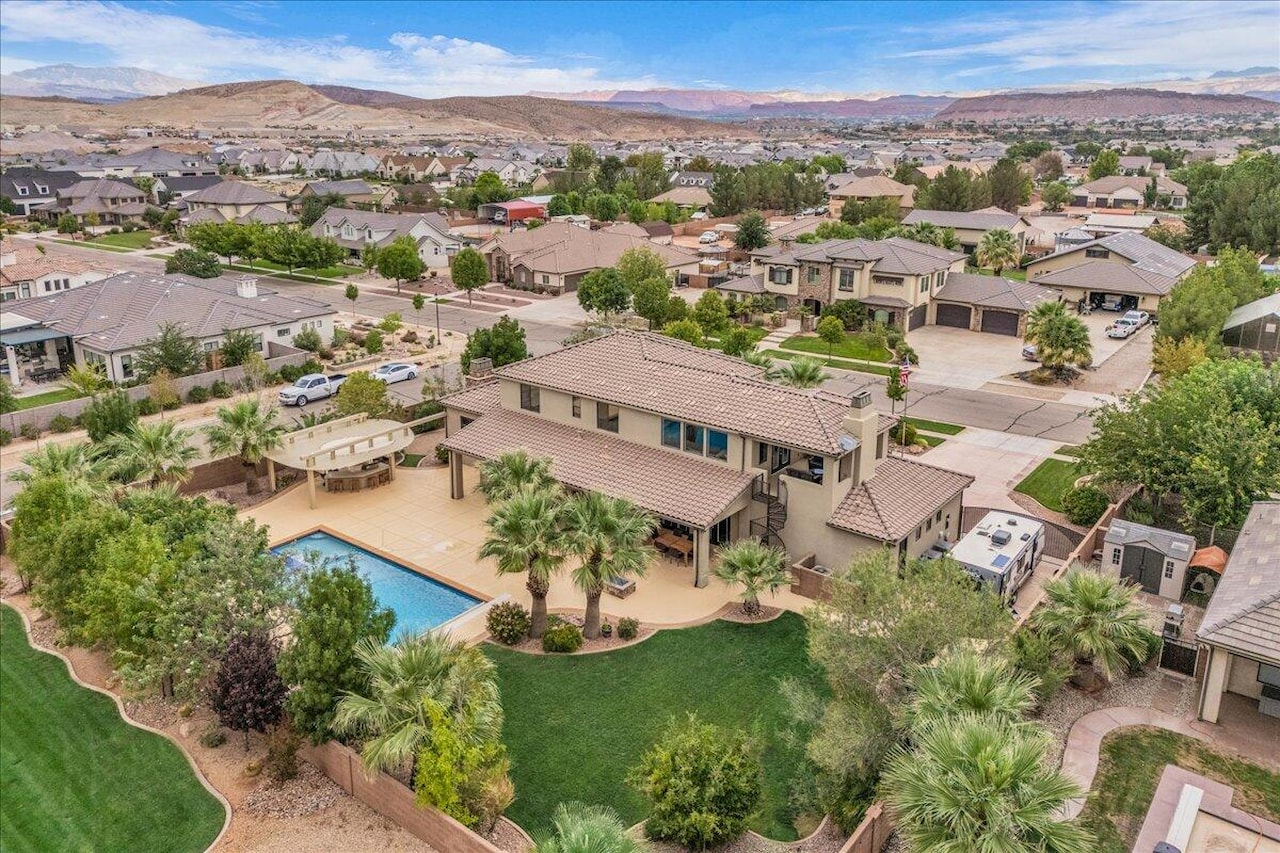 2434 E 3860  S St George, UT 84790 home for sale, MLS#25-265531 - Erika Rogers Photo 7