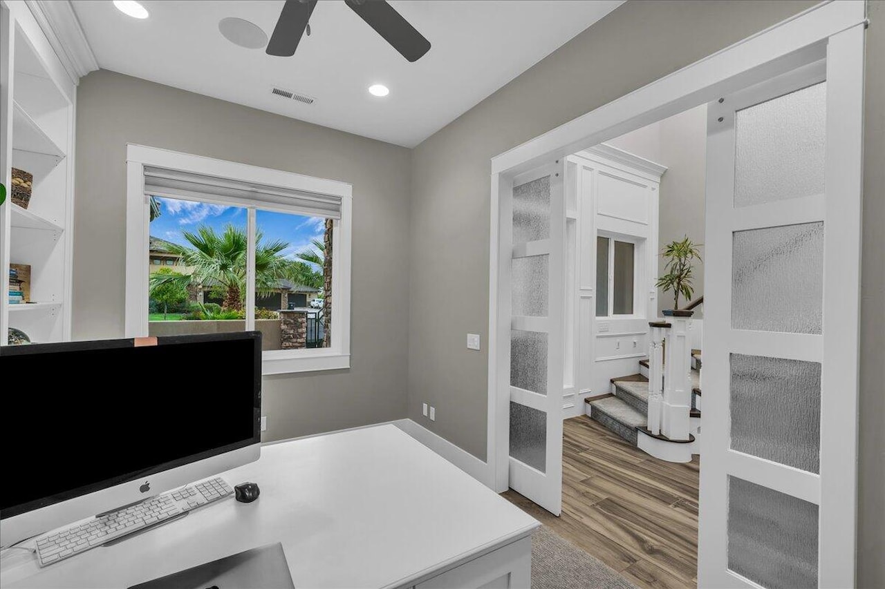 2434 E 3860  S St George, UT 84790 home for sale, MLS#25-265531 - Erika Rogers Photo 11