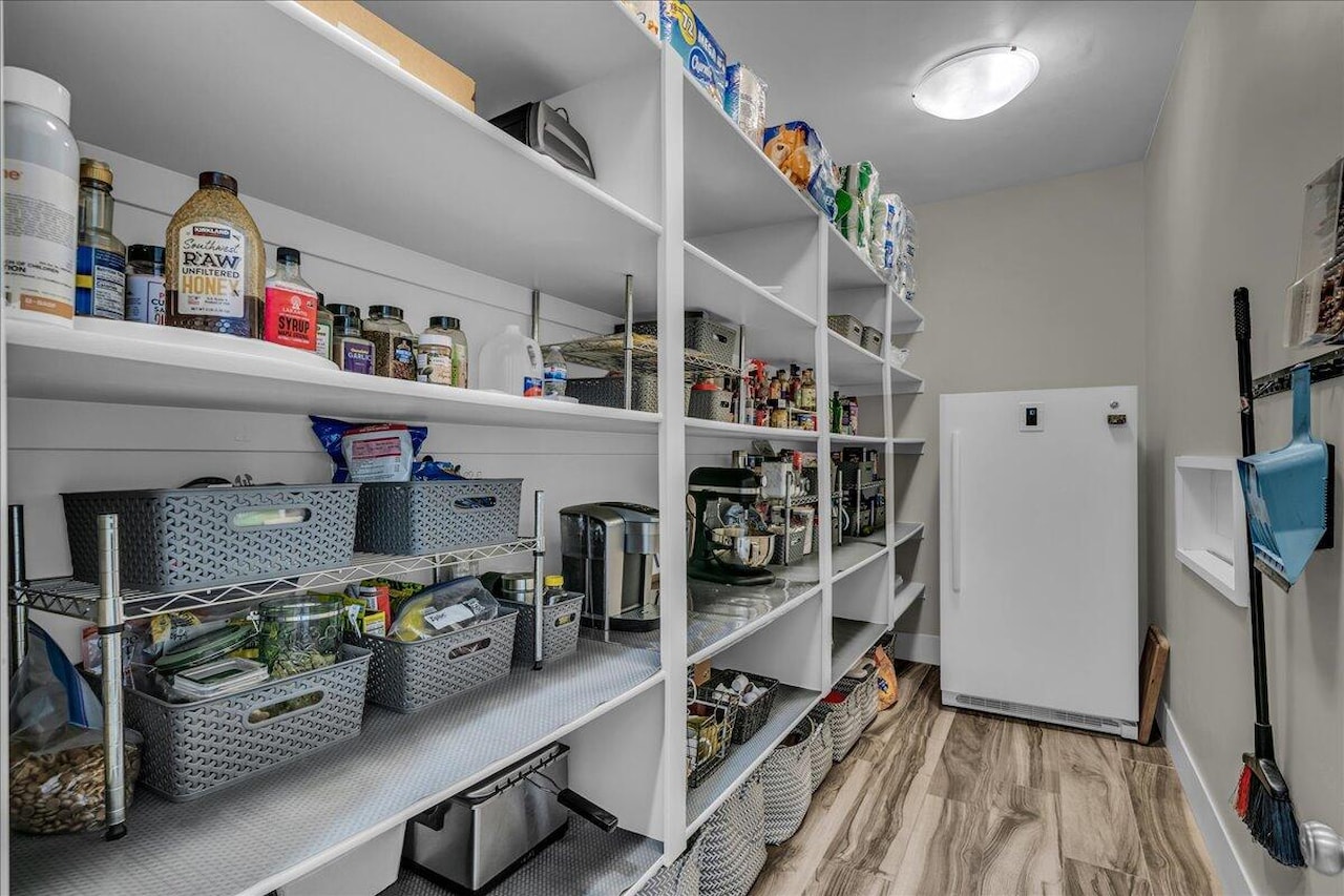 2434 E 3860  S St George, UT 84790 home for sale, MLS#25-265531 - Erika Rogers Photo 15