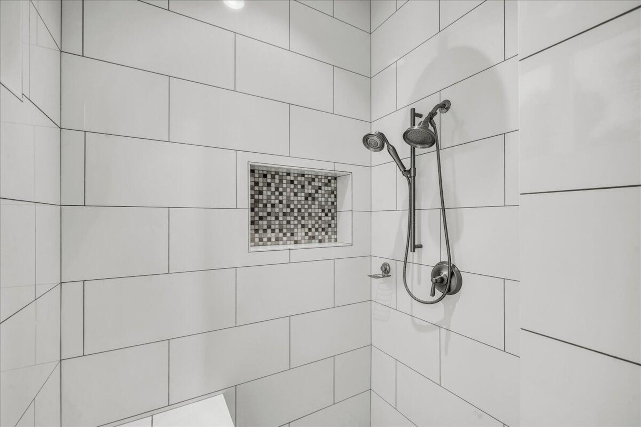 2434 E 3860  S St George, UT 84790 home for sale, MLS#25-265531 - Erika Rogers Photo 25