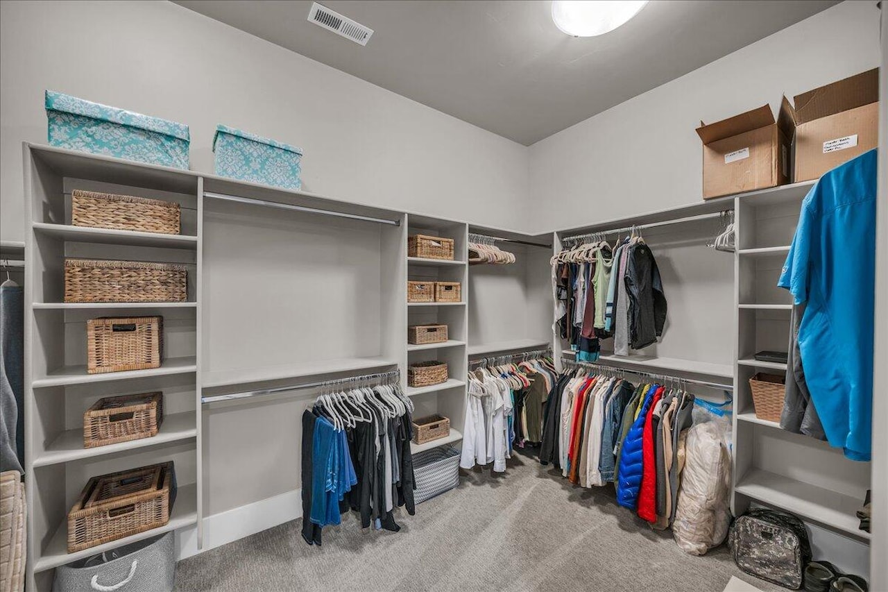 2434 E 3860  S St George, UT 84790 home for sale, MLS#25-265531 - Erika Rogers Photo 26