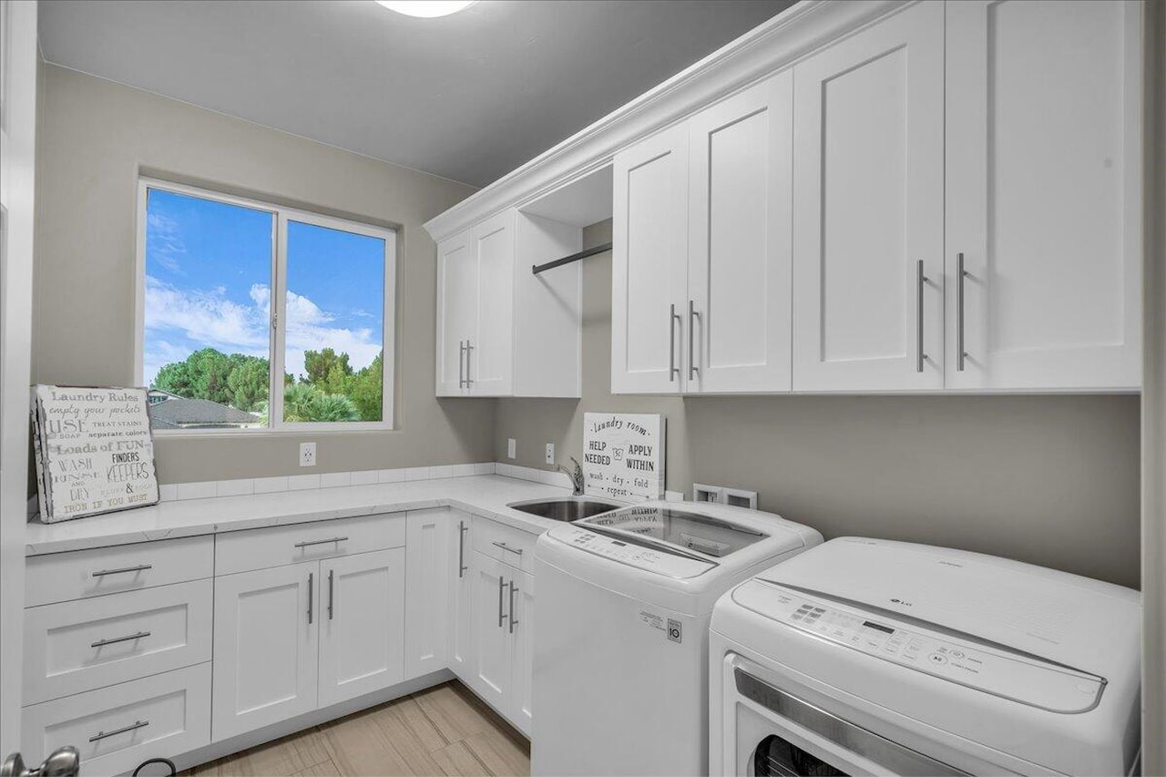 2434 E 3860  S St George, UT 84790 home for sale, MLS#25-265531 - Erika Rogers Photo 41