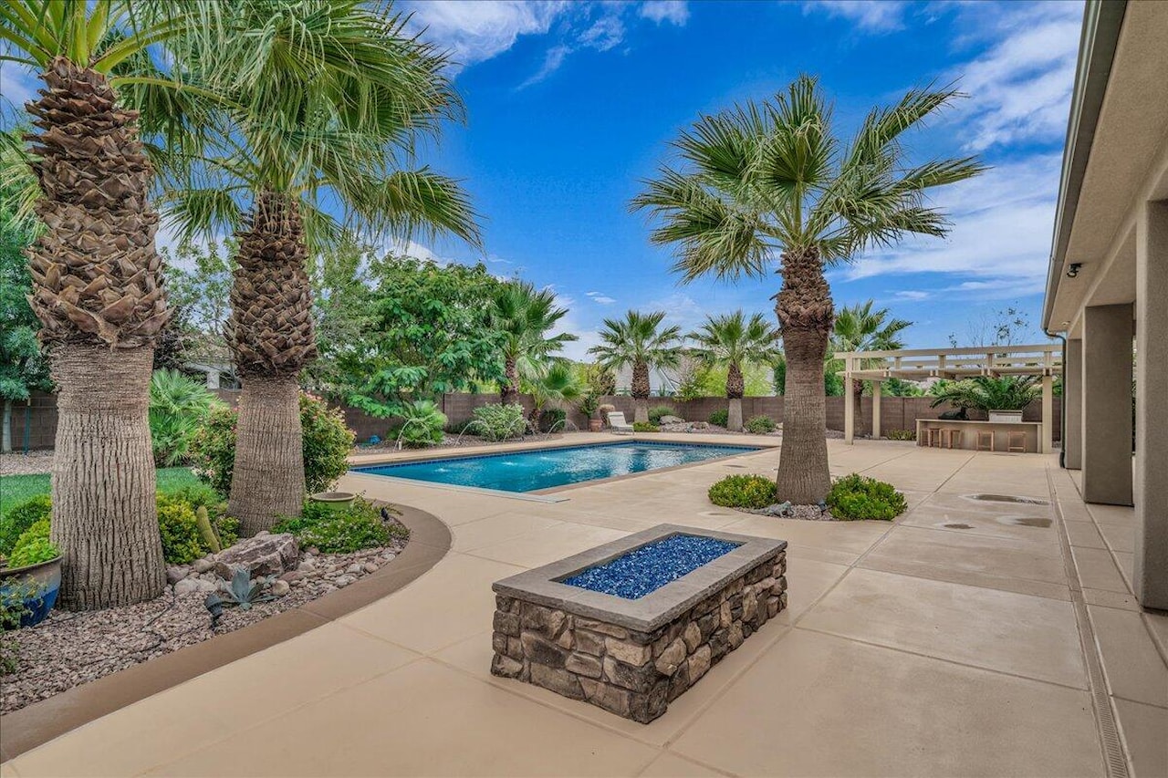 2434 E 3860  S St George, UT 84790 home for sale, MLS#25-265531 - Erika Rogers Photo 52