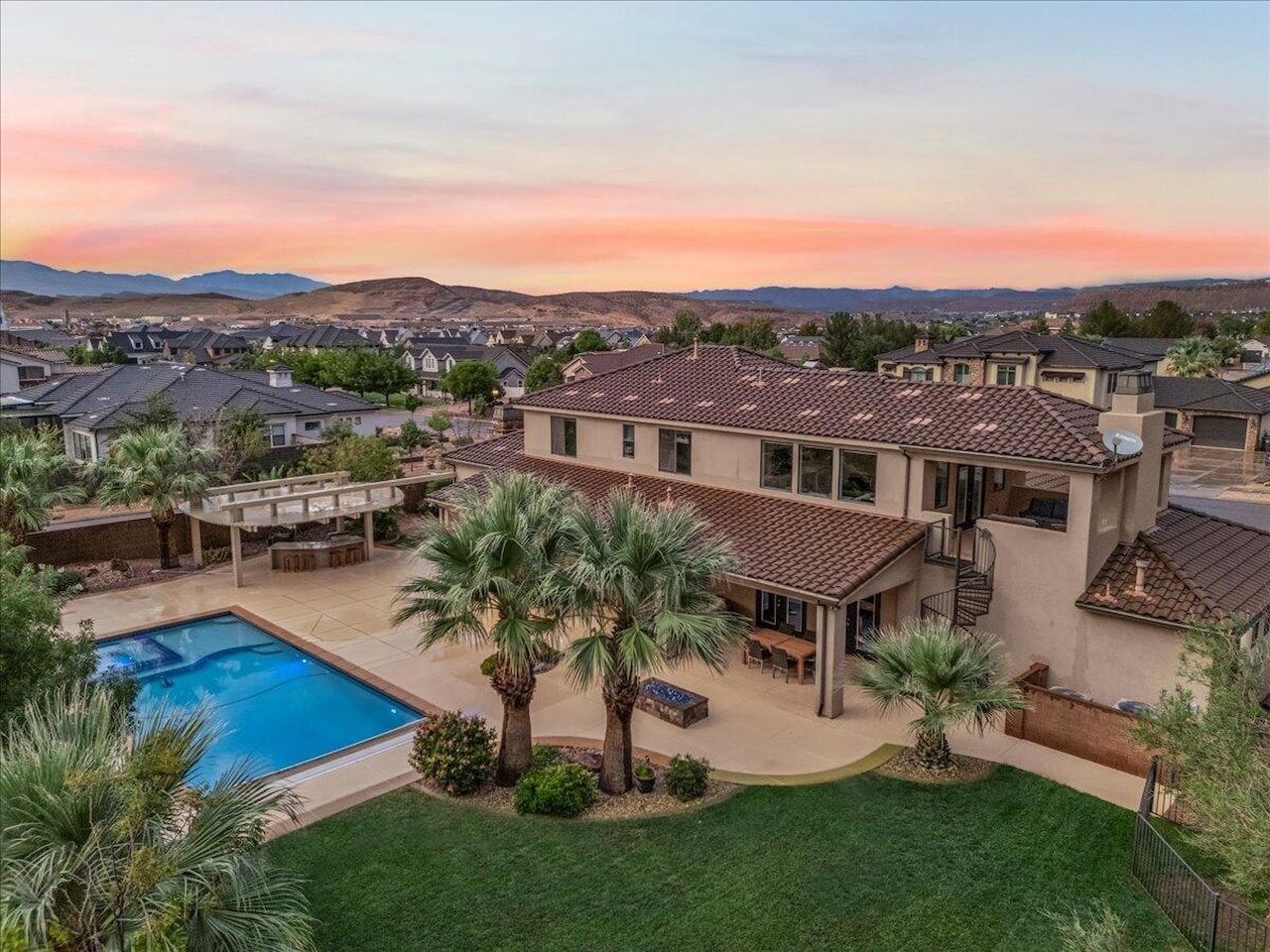 2434 E 3860  S St George, UT 84790 home for sale, MLS#25-265531 - Erika Rogers Photo 77