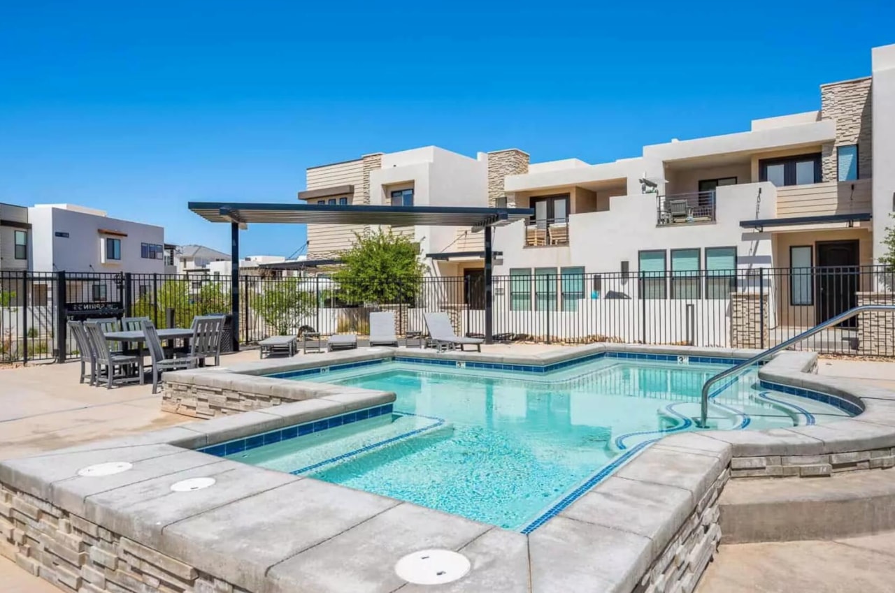 710 W Akoya Pearl #74 St George, UT 84790 condo for sale, MLS#25-259207 - Erika Rogers