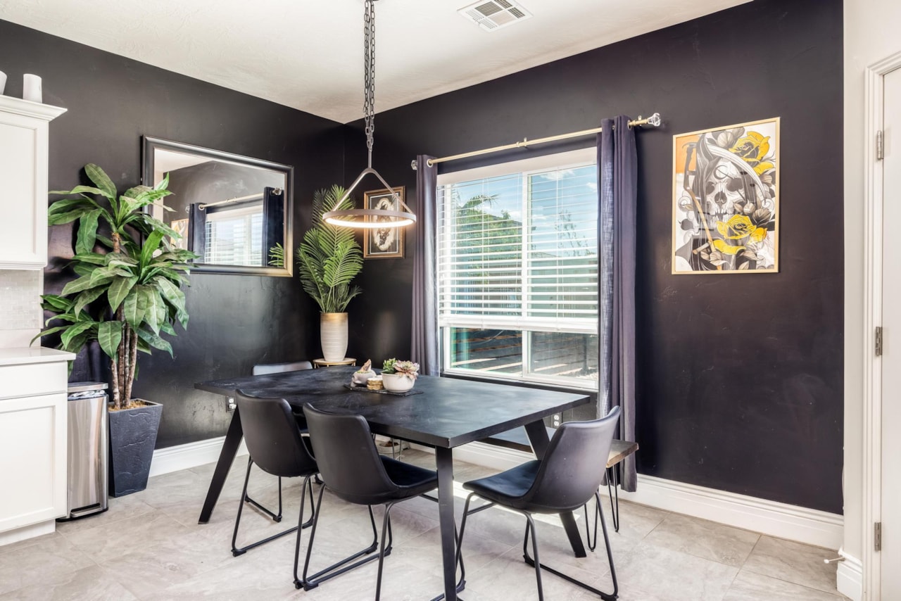 3250 E Sugar Maple St George, UT 84790 home for sale, MLS#25-265597 - Erika Rogers Photo 5