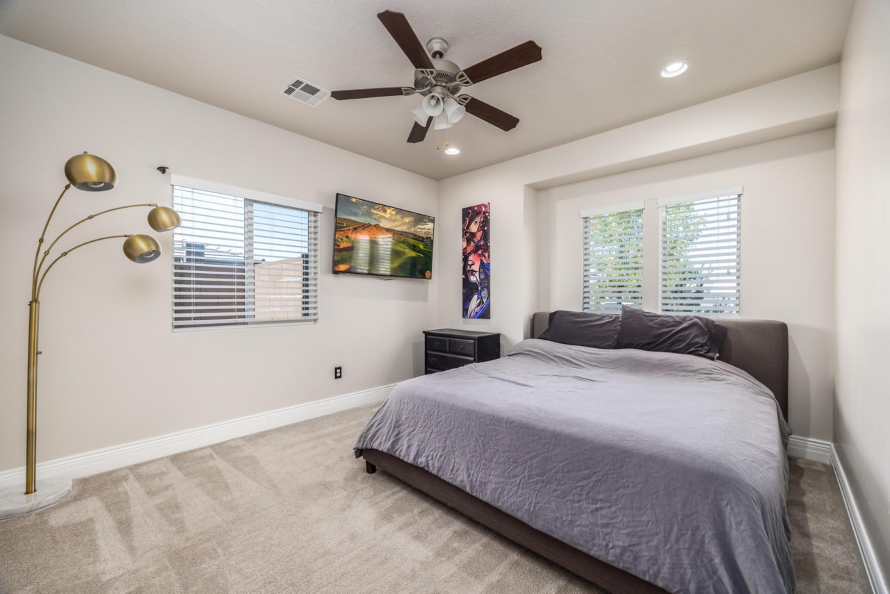 3250 E Sugar Maple St George, UT 84790 home for sale, MLS#25-265597 - Erika Rogers Photo 15