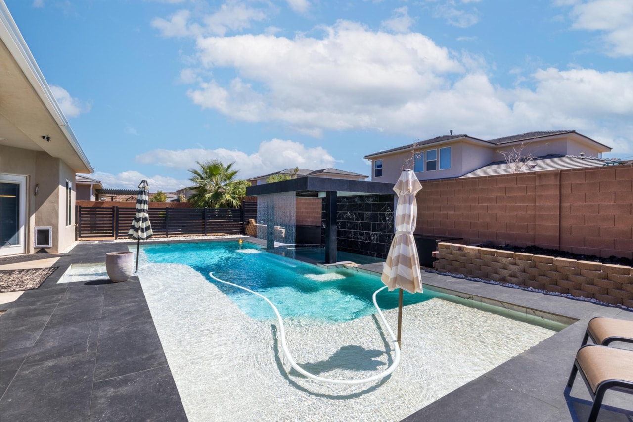 3250 E Sugar Maple St George, UT 84790 home for sale, MLS#25-265597 - Erika Rogers Photo 22