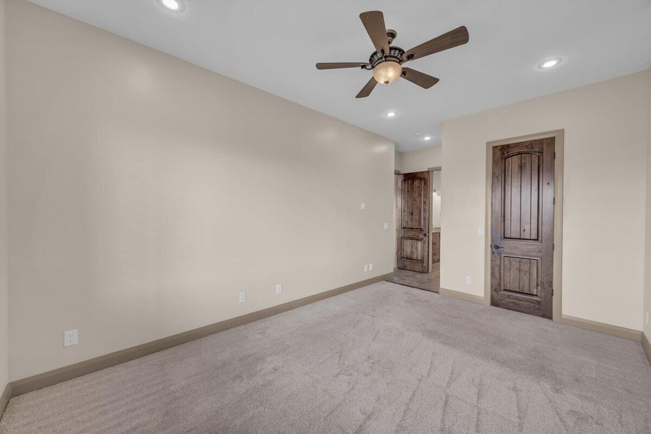 438 N Stone Mountain DR #59 St George, UT 84770 home for sale, MLS#25-265616 - Erika Rogers Photo 12