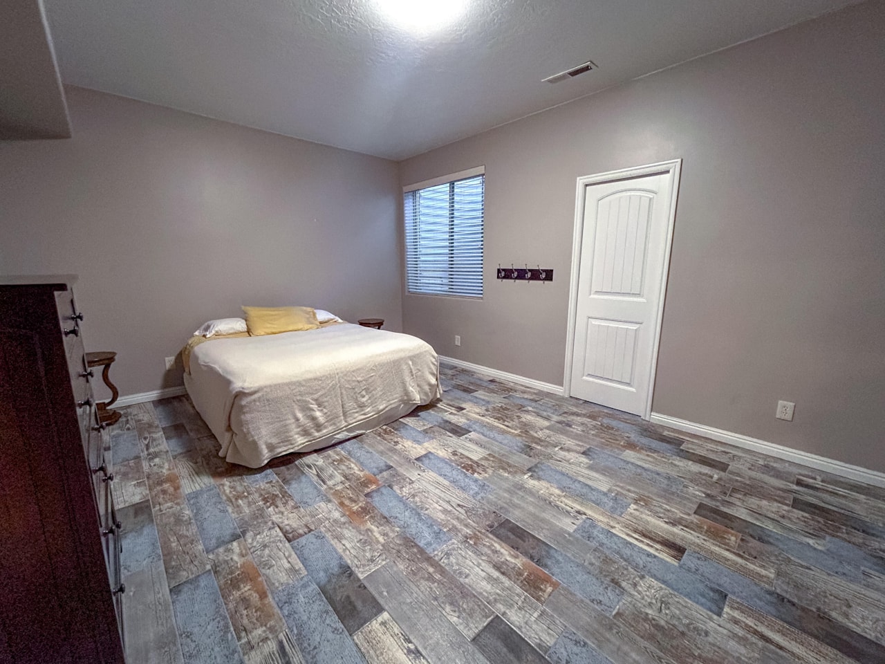 1851 W 5400  N St George, UT 84770 home for sale, MLS#25-265615 - Erika Rogers Photo 36