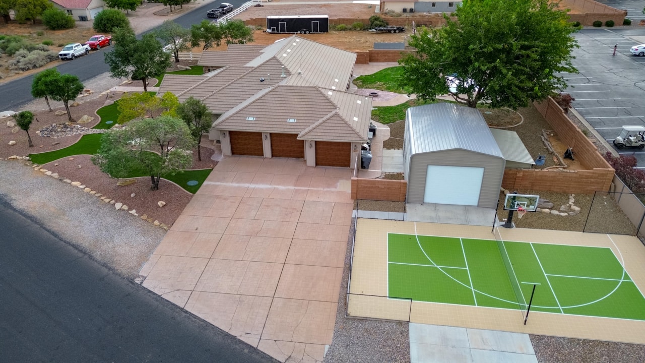 1851 W 5400  N St George, UT 84770 home for sale, MLS#25-265615 - Erika Rogers Photo 55