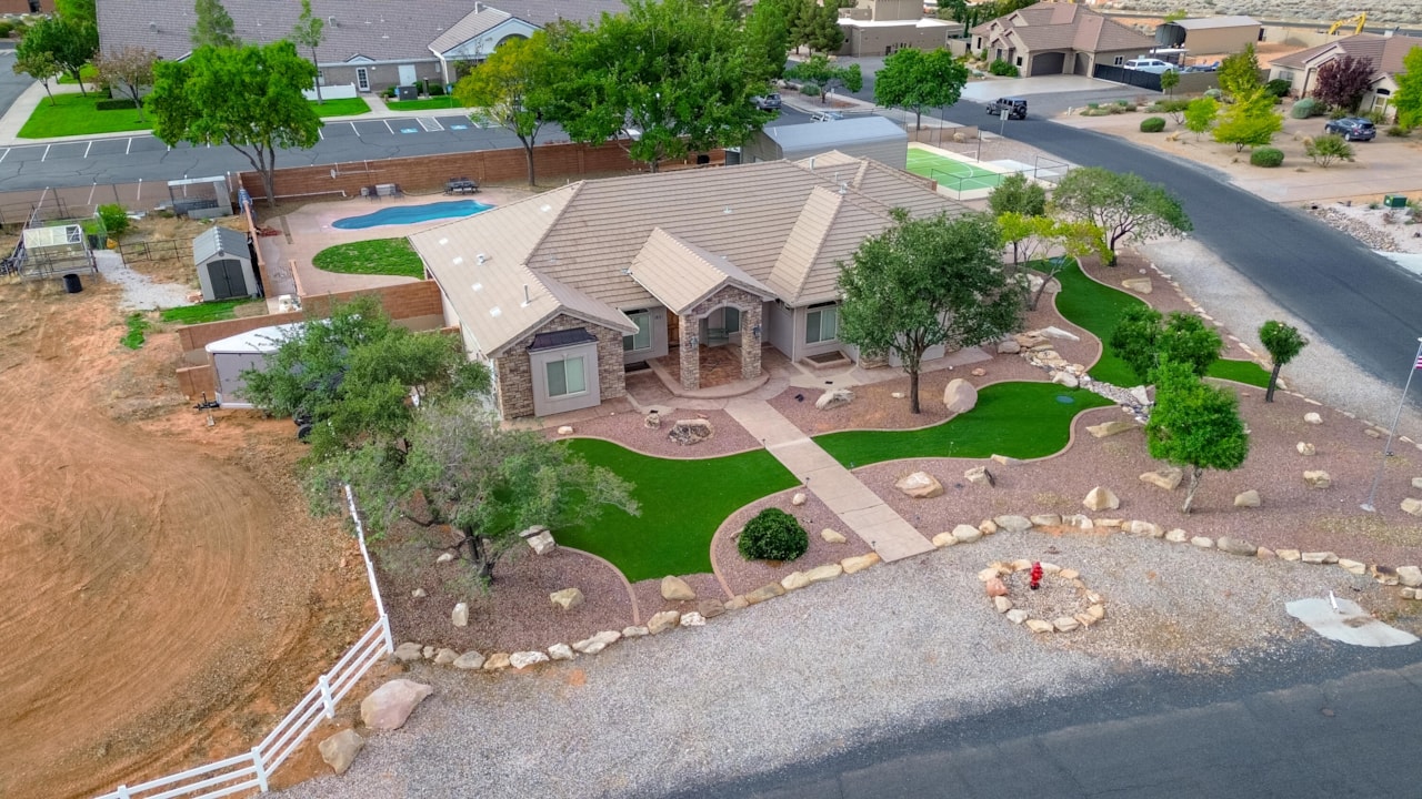 1851 W 5400  N St George, UT 84770 home for sale, MLS#25-265615 - Erika Rogers Photo 60