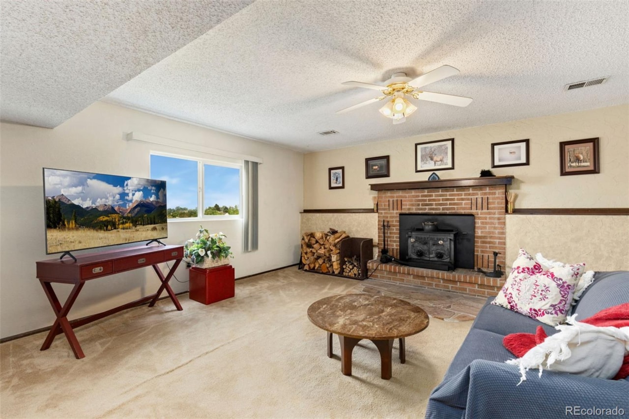 4808 Beverly Dr Berthoud Estates Welcome to your own private haven nestled on a serene 2.4-acre cedar-fenced, treed lot   the... Berthoud Larimer CO 80513 2016702 home for sale $880,000 2016702 Photo 10