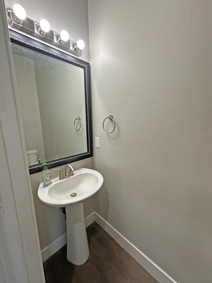 166 W Chesterfield DR Washington, UT 84780 home for sale, MLS#25-265108 - Erika Rogers Photo 9